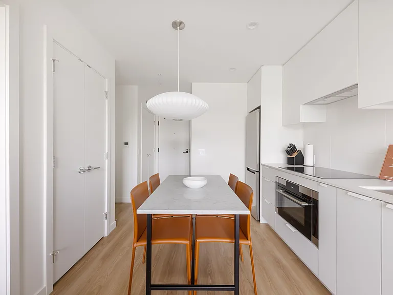 277 W 42nd Ave — Photo 19