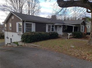 516 Westview St SW, Lenoir, NC 28645