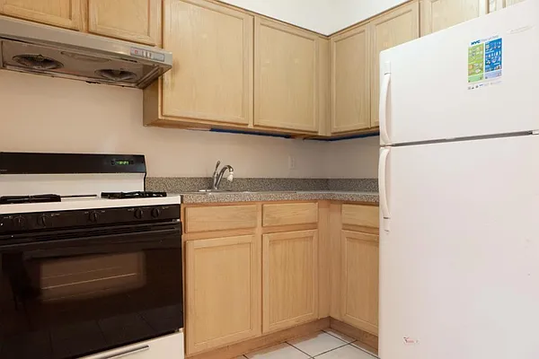 Rented by Dream Space Realty | media 13