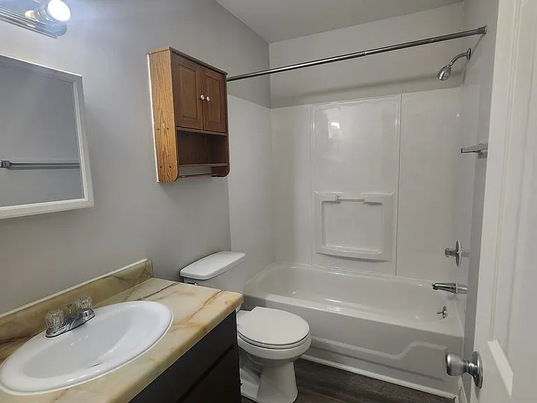 Foxfire West Apartments — Photo 19