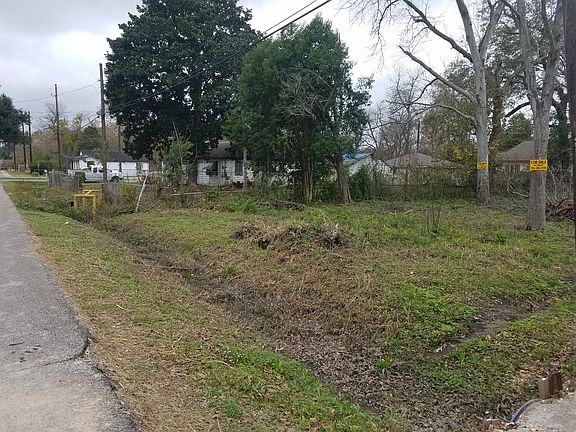4th image of 760 Green Meadow Ln