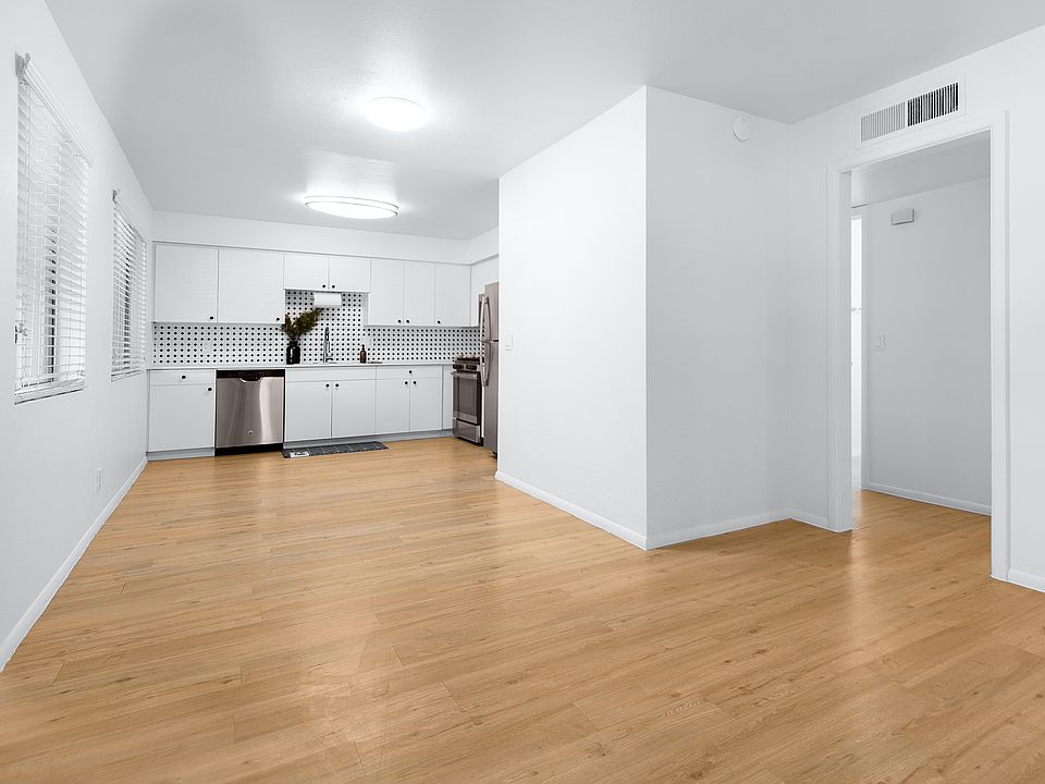 1st image of 325 W Pasadena Ave APT 8