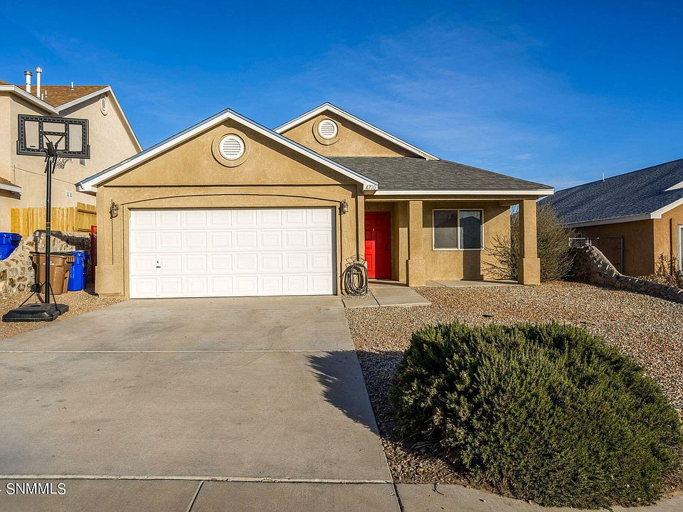 1st image of 4700 Arabela Dr
