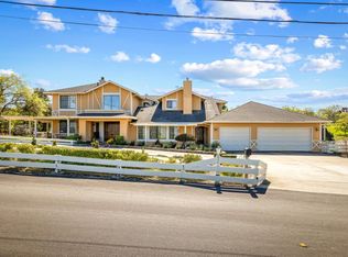860 W San Martin Ave, San Martin, CA