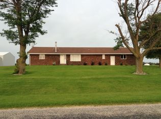 2690 N 900 East Rd, Ashkum, IL 60911