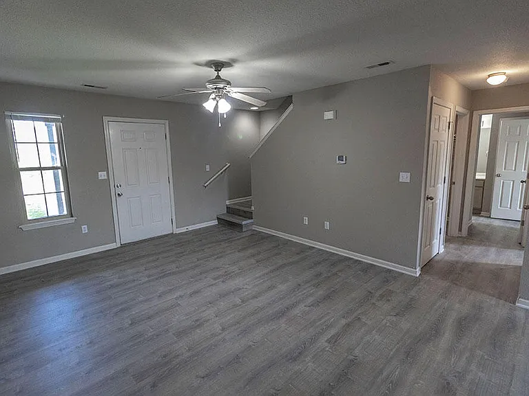 3927 Snowy Owl Dr — Photo 4