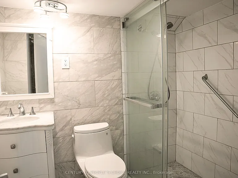 7 N Heights Rd — Photo 13