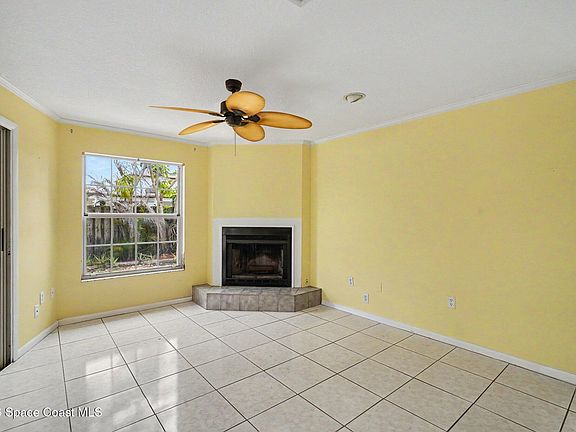 5th image of 408 Aruba Ct