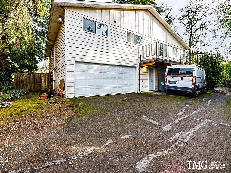 1526 SE Talton Ave — Photo 4