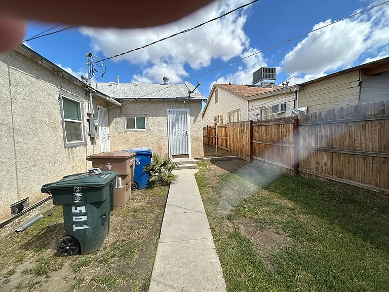501 Grace St — Photo 5