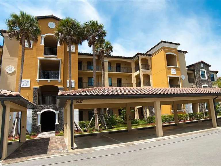 9727 Acqua Ct #425 — Photo 2