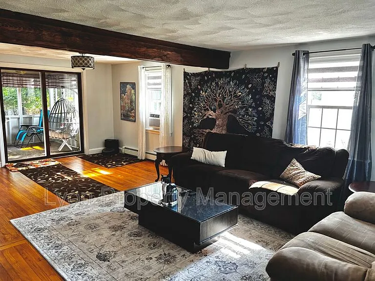 140 Long View Dr — Photo 13