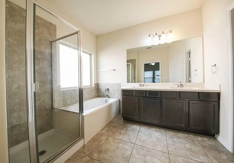 14002 Madrigal Ln — Photo 16