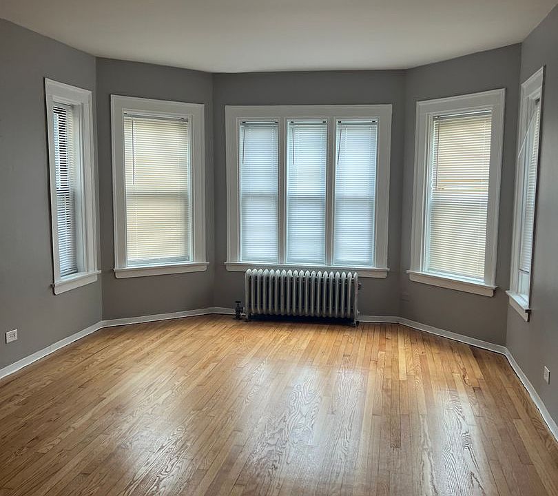 1st image of 6920 S Oglesby Ave #2012