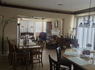 100 Koch Dr, Hollister, CA 95023