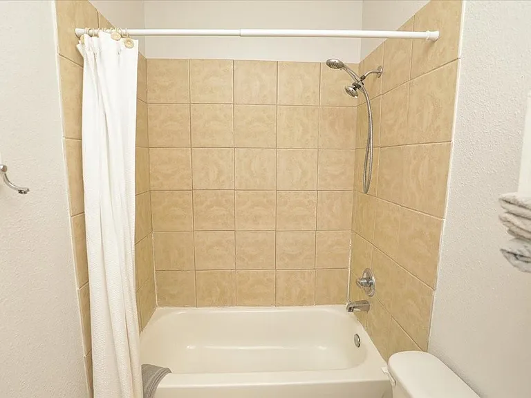 13121 Vickery St #1 — Photo 24