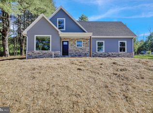 4545 Painted Sky Rd, Reading, PA 19606