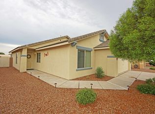 9048 N School Hill Dr, Tucson, AZ 85743