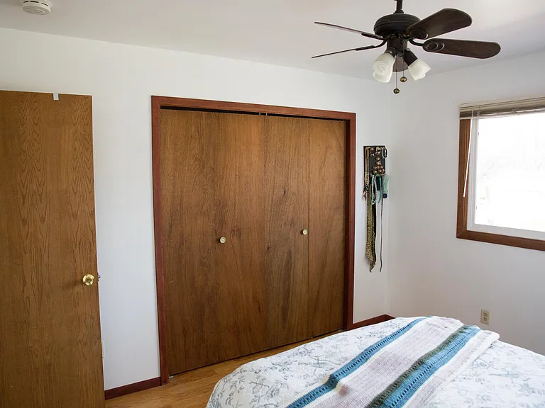 1317 S Thompson Dr — Photo 15