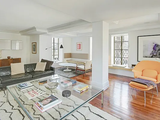 Sold by Sotheby's International Realty | media 2