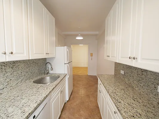 Rented by Rachel Realty | media 19