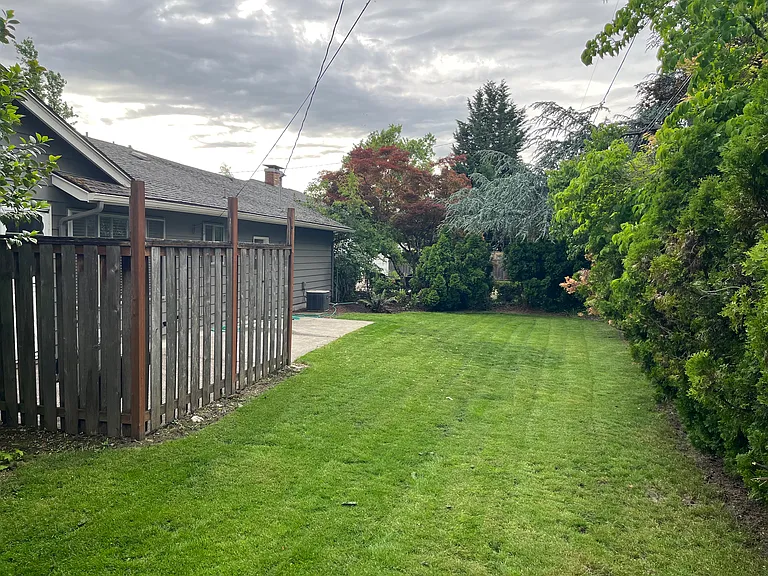 5350 SW Chestnut Ave — Photo 9