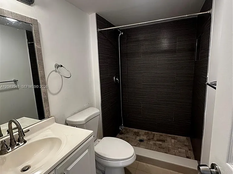 3475 N Country Club Dr #315 — Photo 25