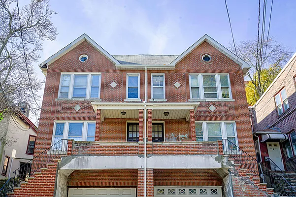 Rented by Casandra Properties Inc. | media 2