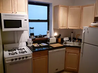 Rented by Chartwell Manhattan Realty