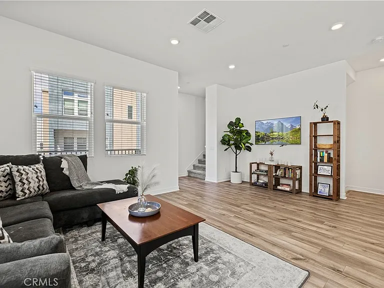 27005 Hummingbird Ln — Photo 15