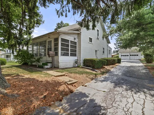 215 Delaware St, Lexington, OH 44904