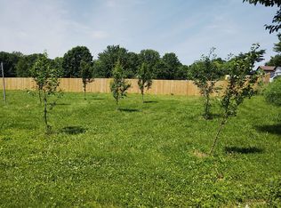 10906 W 69th St, Shawnee, KS 66203