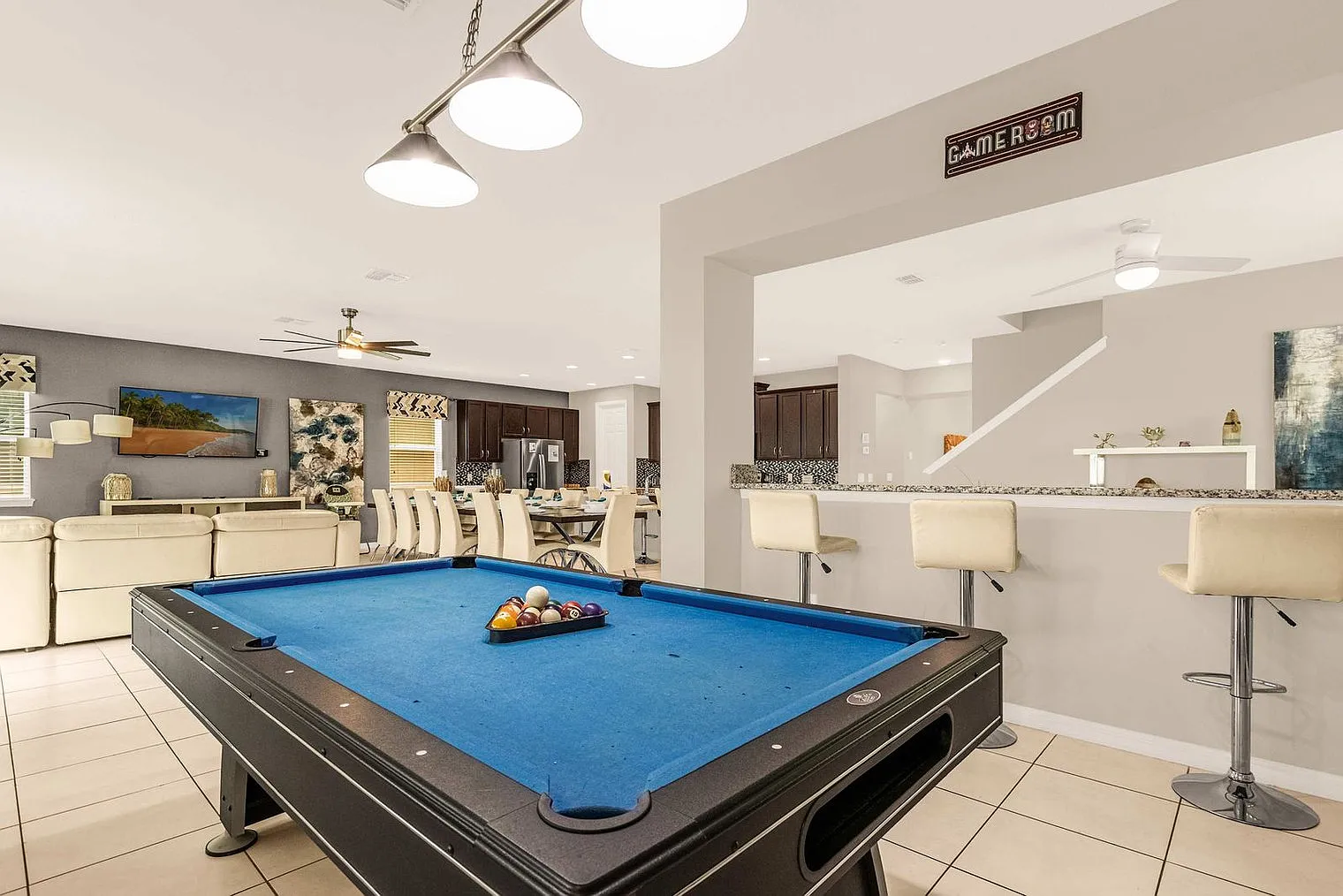 9 bed, 6.0 bath, 4101 sqft, $6,443 — Photo 3