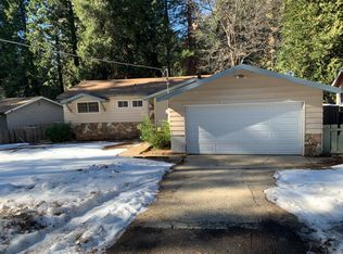 5811 Ritz Rd, Pollock Pines, CA 95726