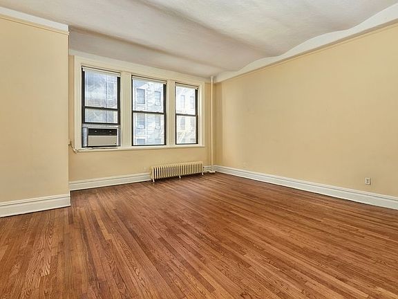 2nd image of 1 Sheridan Sq APT 3C