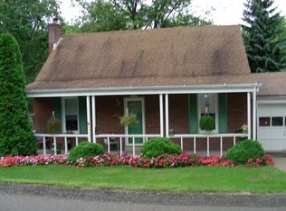 111 Bartley Rd, Pittsburgh, PA 15241