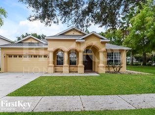 9070 Pinebreeze Dr, Riverview, FL 33578