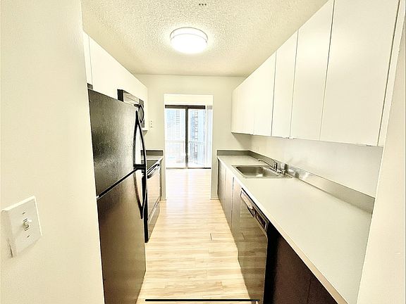 2nd image of 1200 N Dearborn St #2409
