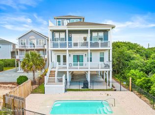 822 S Topsail Dr #B, Holly Ridge, NC 28445