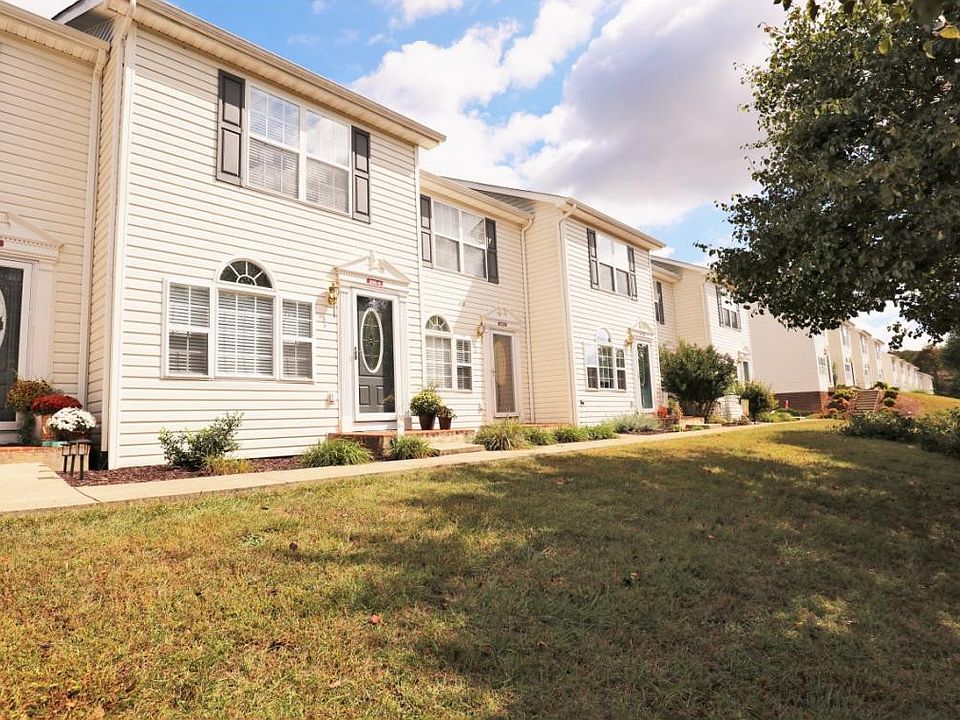 1st image of 205 Amanda Ln
