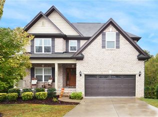 1614 Ashmead Ln, Clemmons, NC 27012