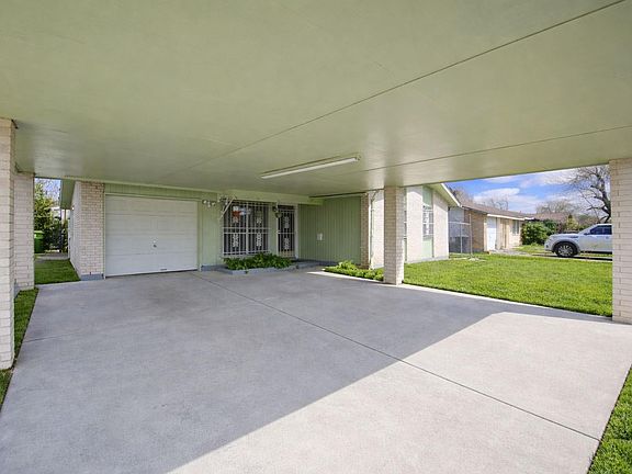 5th image of 5223 Grace Point Ln