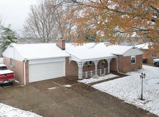 5542 Dry Ridge Rd, Cincinnati, OH 45252