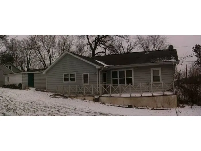 24596 W Norelius Ave photo 1