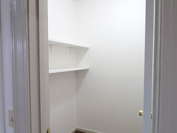 4th image of 60-62 School St #60C2