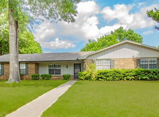 851 S Saint Jacques Dr, Rogers, AR 72758