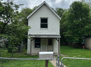 2208 NE Perry Ave, Peoria, IL 61603
