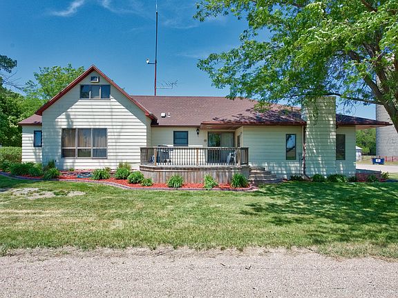 3rd image of 1580 County Road 11