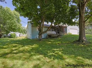 4651 Remembrance Rd NW, Grand Rapids, MI 49534