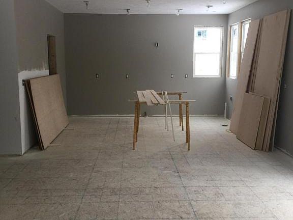 2nd image of 6007 Statler Ct SE